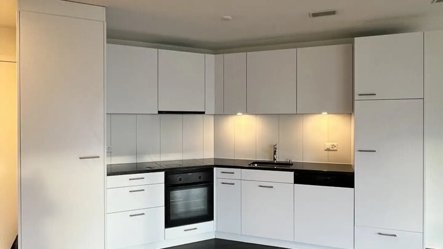 Wohnung mieten - Crêt-Du-Bois / Waldrainstrasse, 2503 Biel/Bienne - Foto 2