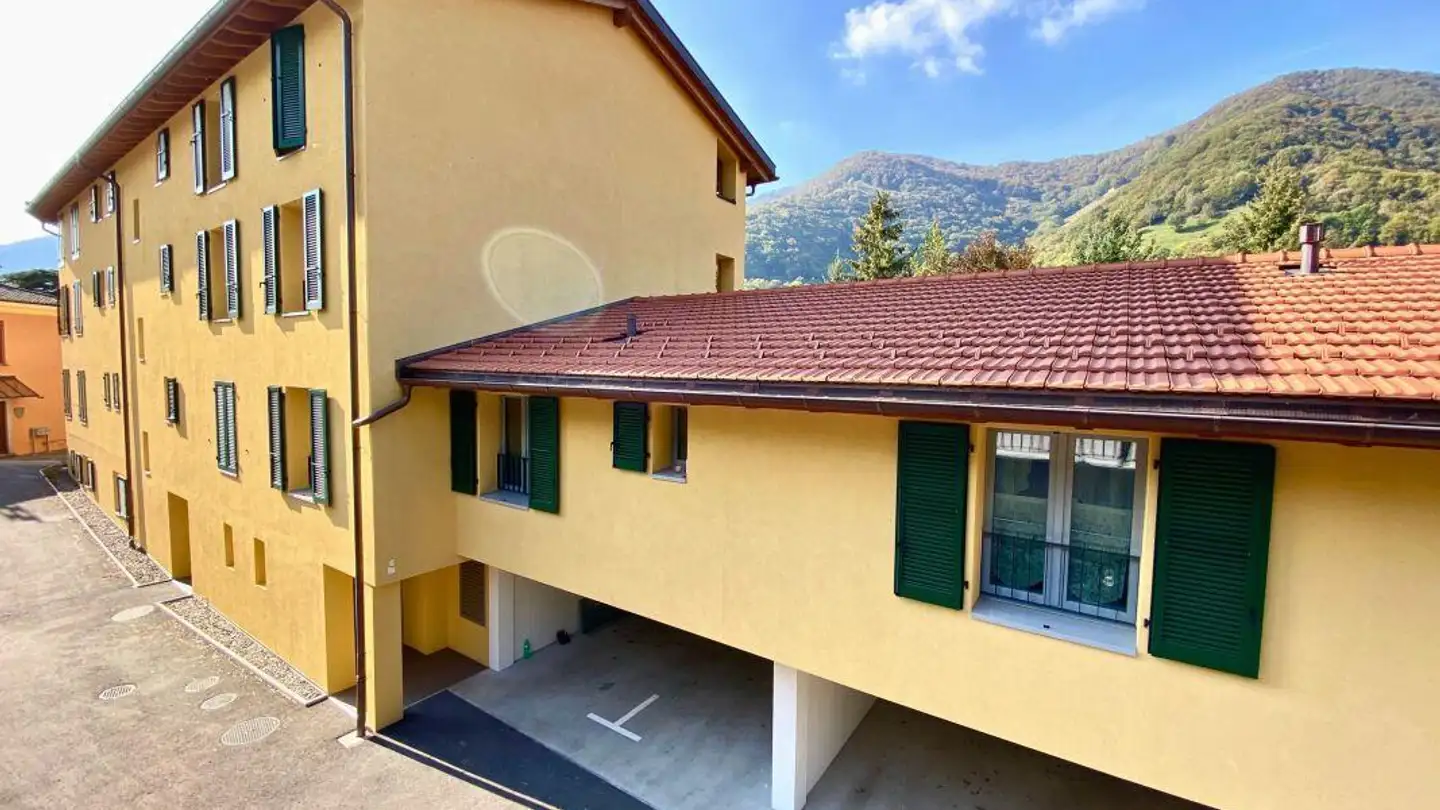 Wohnung kaufen - Strada Végia 1, 6837 Caneggio