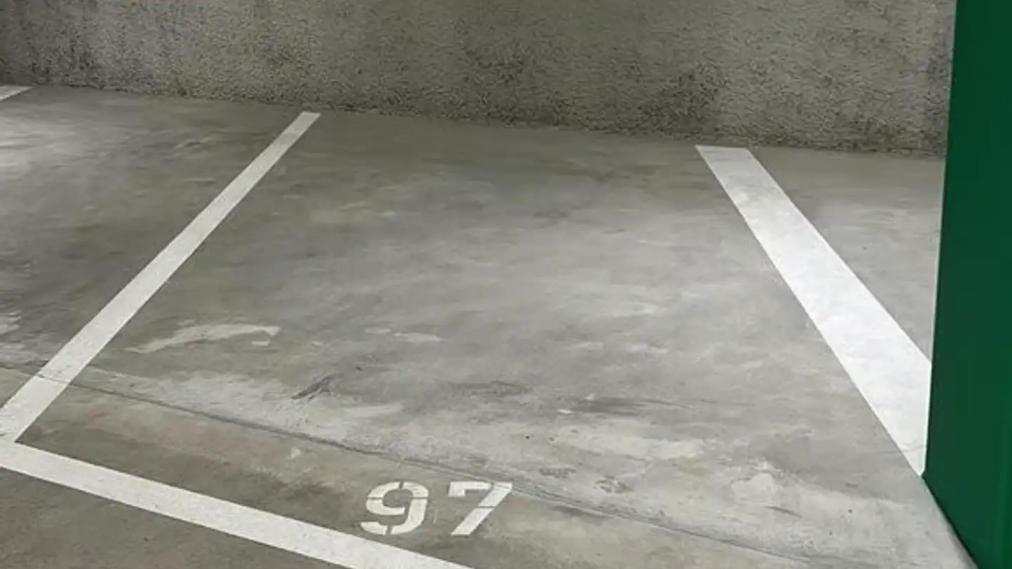 Tiefgaragenstellplatz mieten - Via Geretta 18, 6900 Paradiso