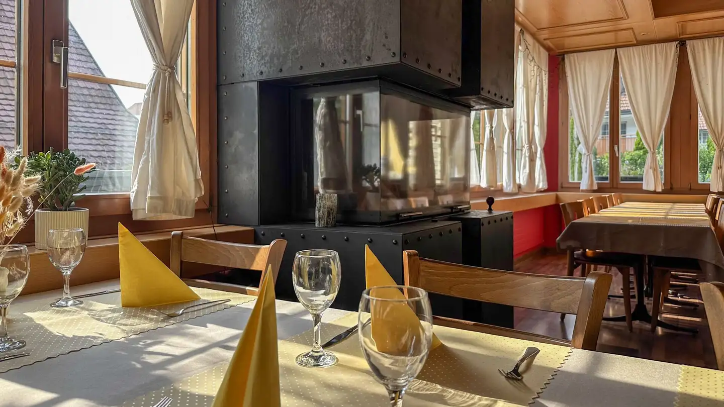 Restaurant à louer - Dorfwisenstrasse 14, 8165 Schöfflisdorf