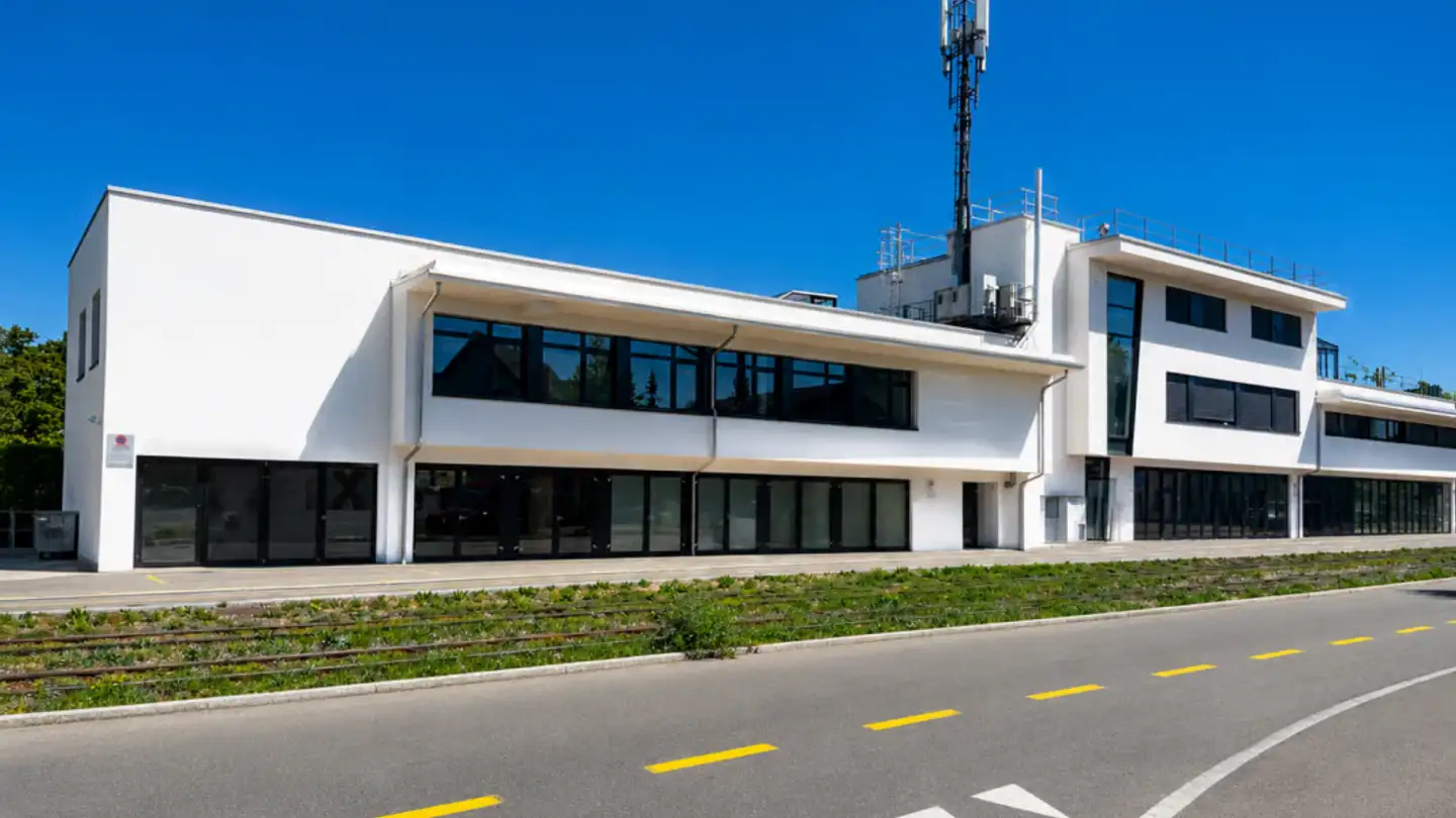 Commerciale in affitto - Zürcherstrasse 117, 8953 Dietikon