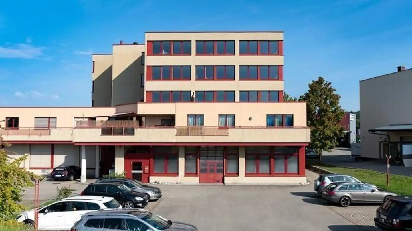 Storage space for rent - Unterfeldstrasse 5, 8340 Hinwil