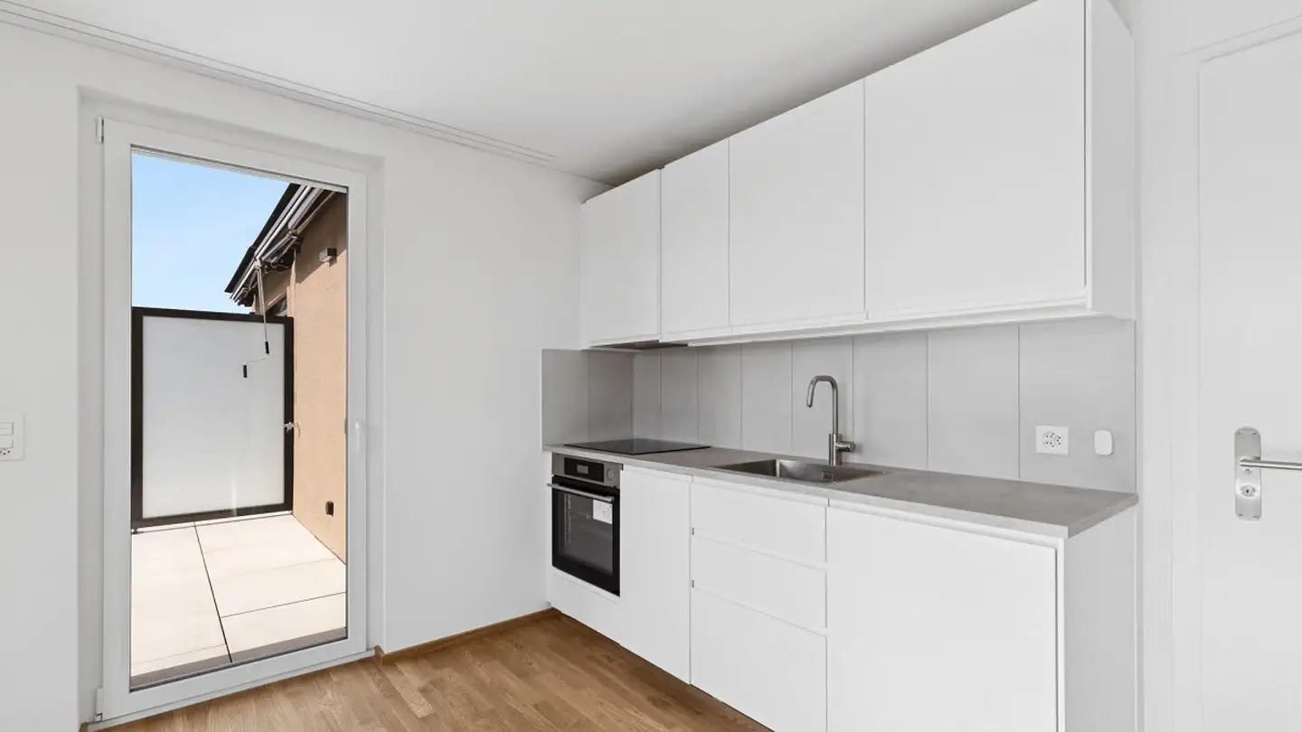 Attique à louer - Scheidweg 4, 8184 Bachenbülach - Photo 2