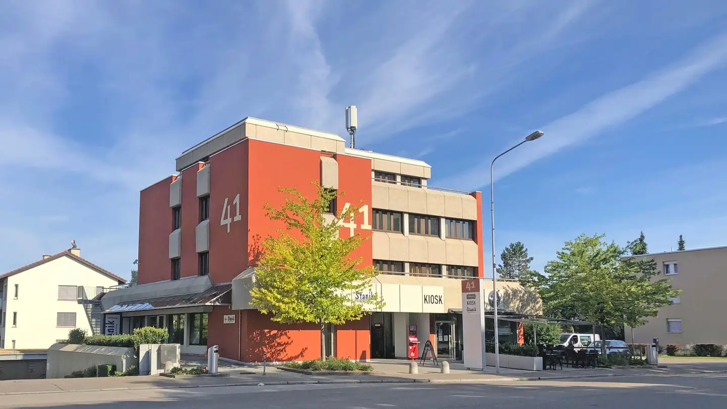 Kiosque à louer - Watterstrasse 41, 8105 Regensdorf