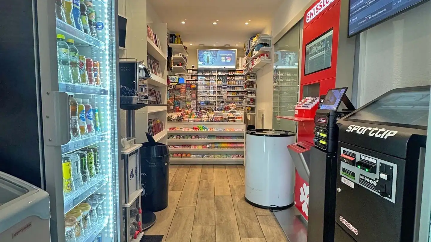 Kiosque à louer - Watterstrasse 41, 8105 Regensdorf - Photo 2