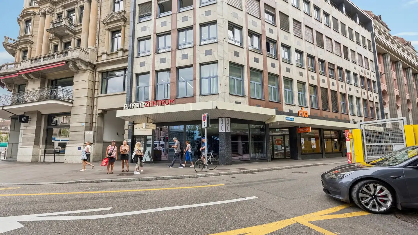 Shop for rent - Bahnhofplatz 3, 8001 Zürich