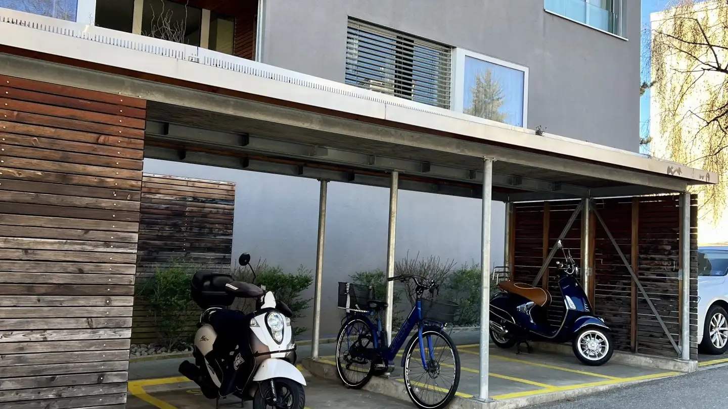 Parcheggio esterno in affitto - Avenue Du Temple 11, 1012 Lausanne