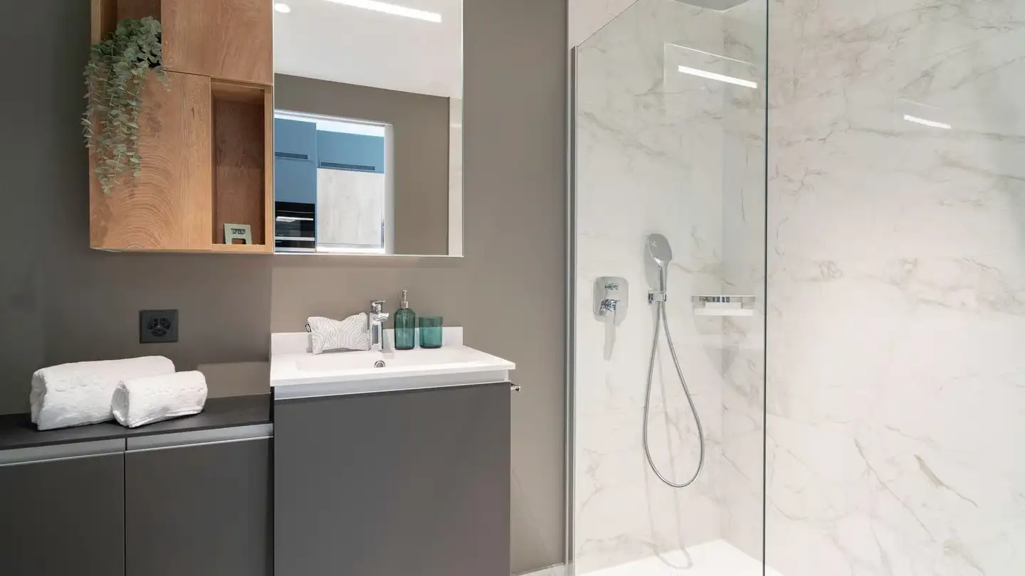 Wohnung mieten - Hagenholzstrasse 59, 8050 Zürich - Foto 4