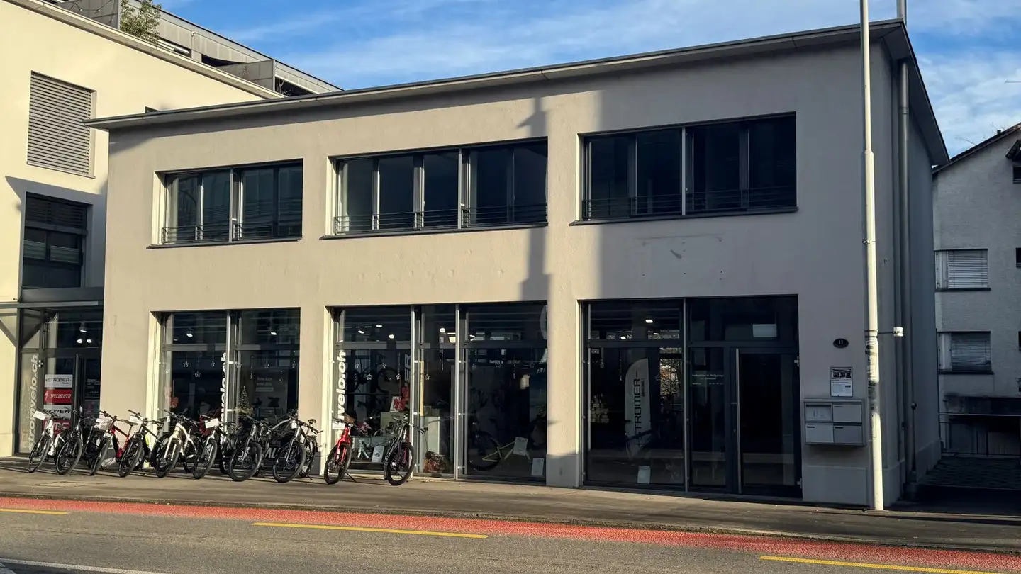 Spazio ufficio in affitto - Luzernerstrasse 11, 6330 Cham