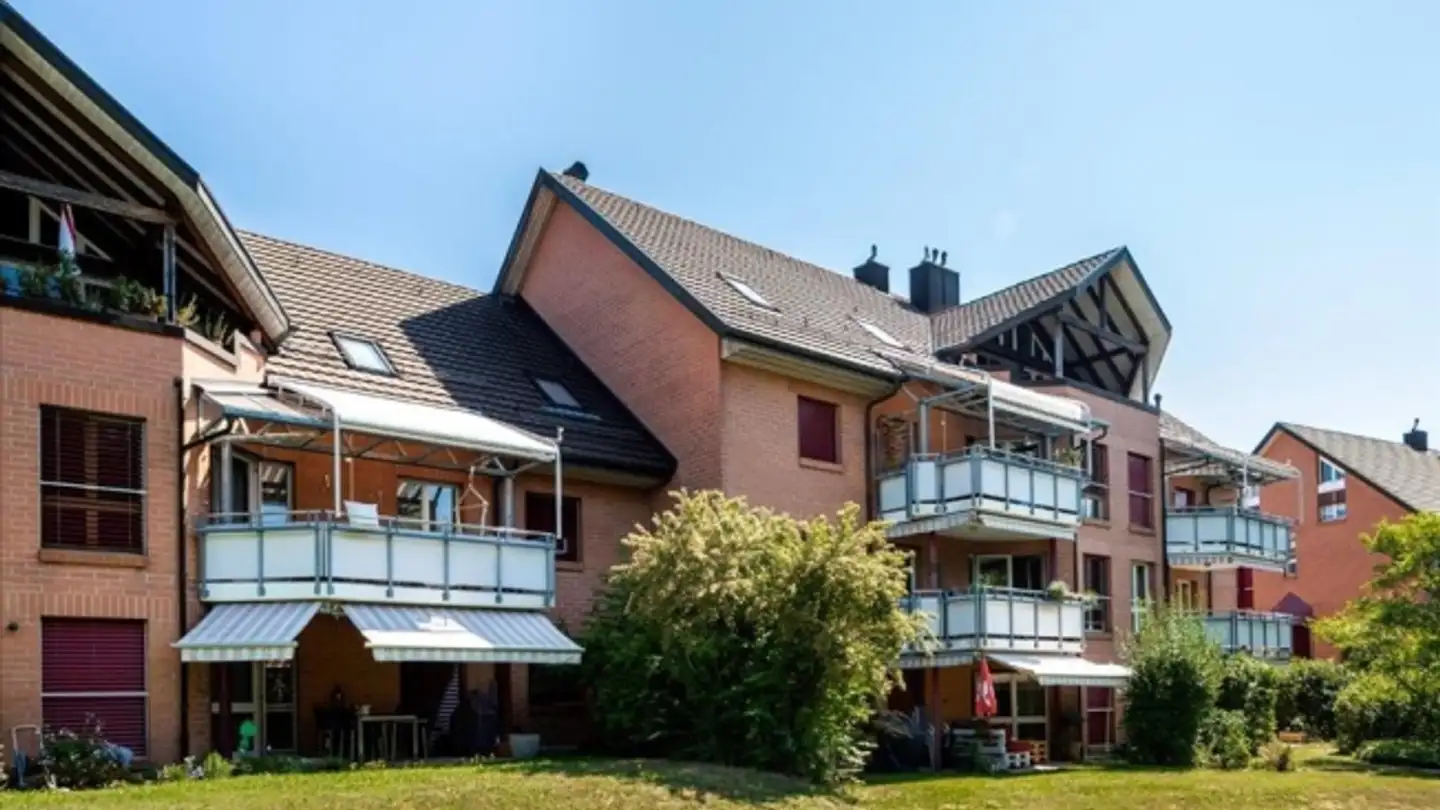Tiefgaragenstellplatz mieten - Stadlerstrasse, 8472 Seuzach
