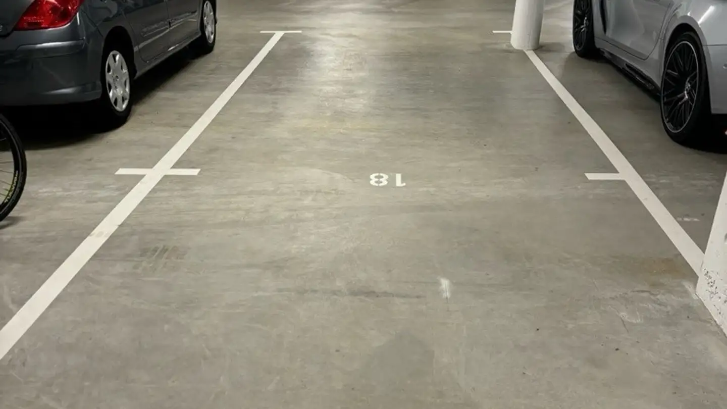 Single garage for rent - Eustrasse, 6313 Menzingen