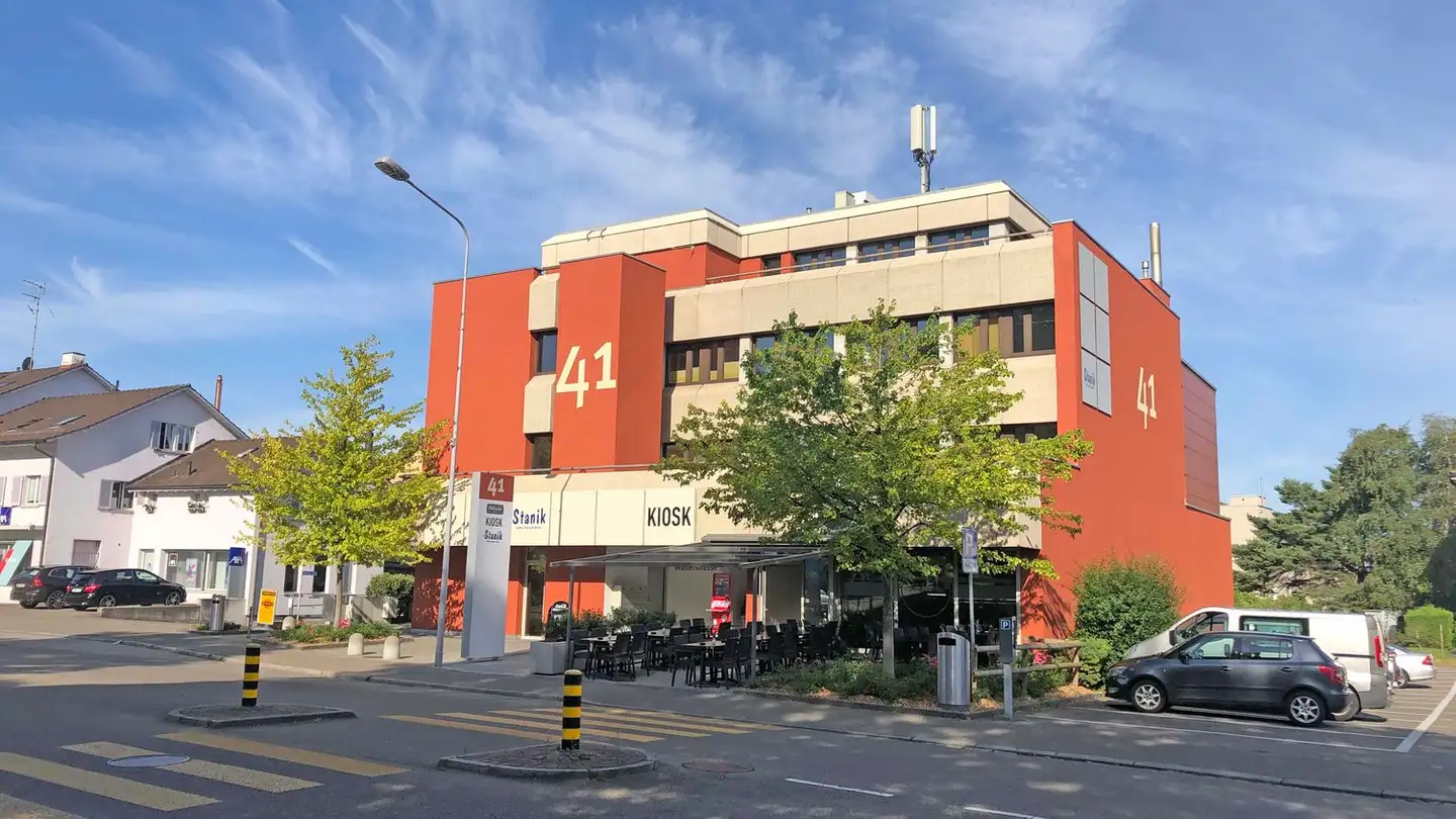 Restaurant à louer - Watterstrasse 41, 8105 Regensdorf