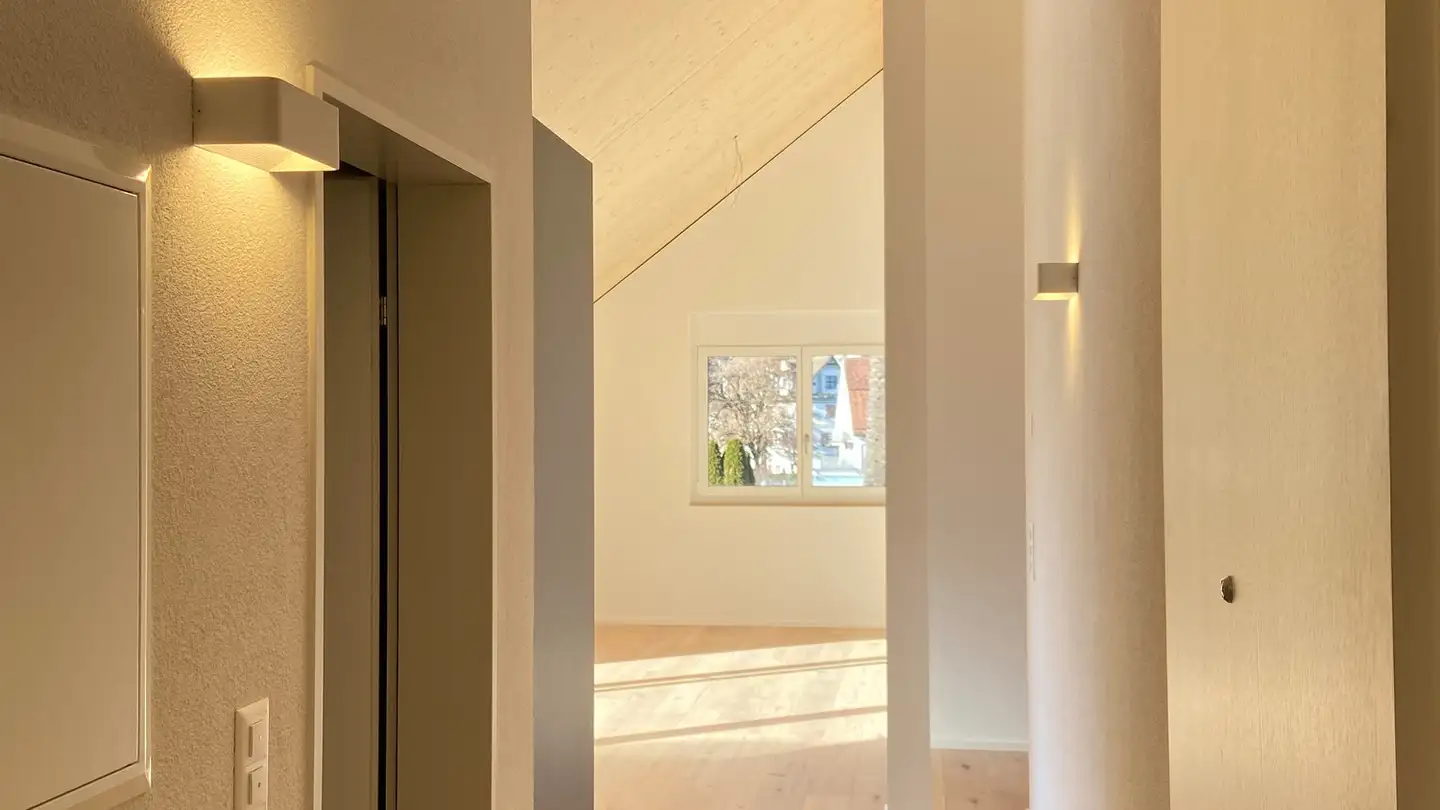 Dachgeschosswohnung mieten - Bahnhofstrasse 16, 8752 Näfels - Foto 3