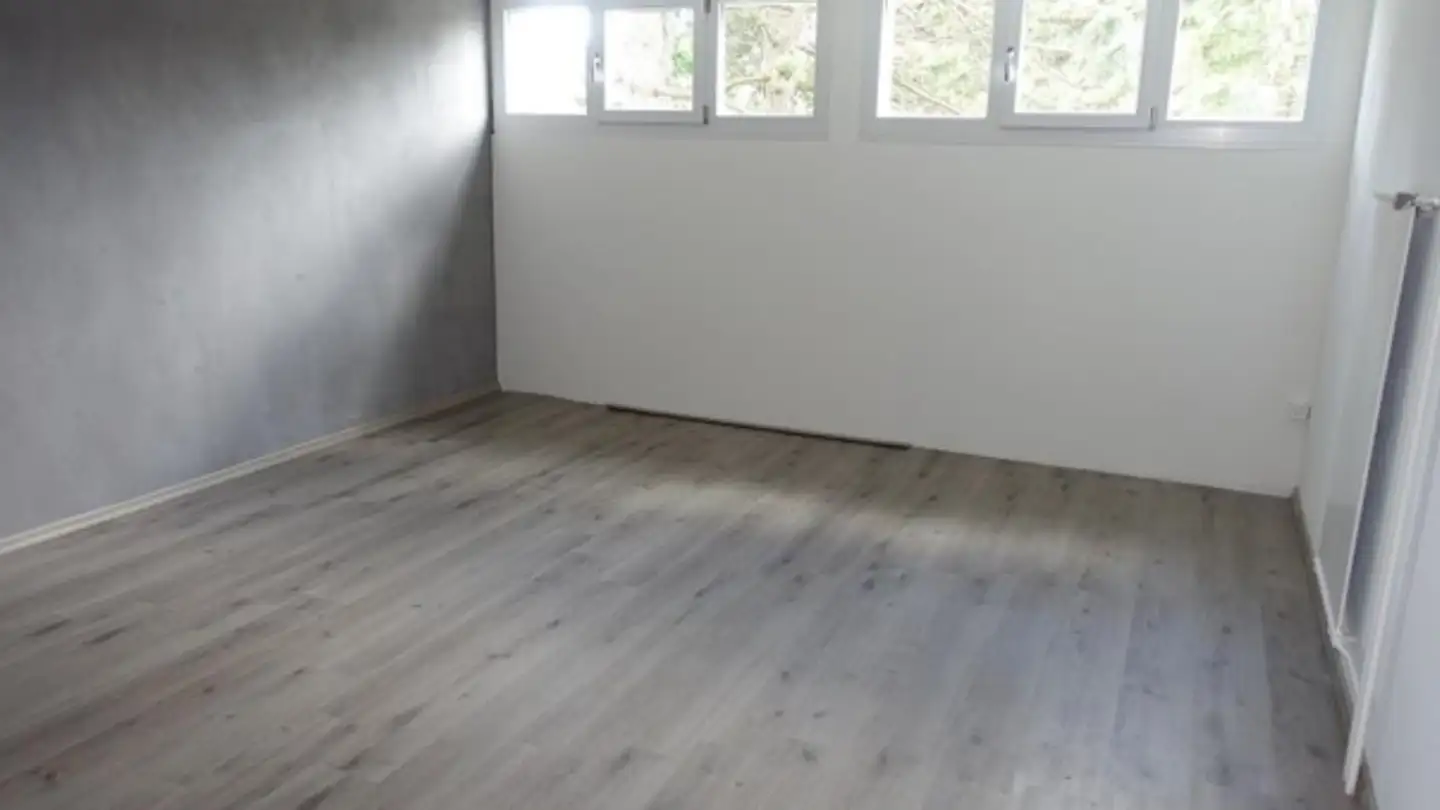 Office space for rent - Rue Des Bassets 72, 2300 La Chaux-de-Fonds