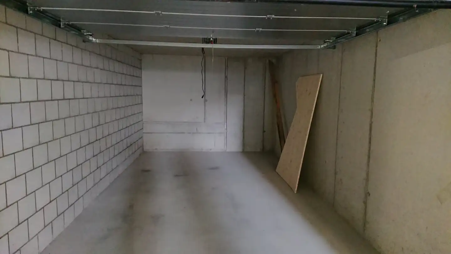 Underground parking space for rent - Schönenwerderstrasse, 5036 Oberentfelden - Photo 2