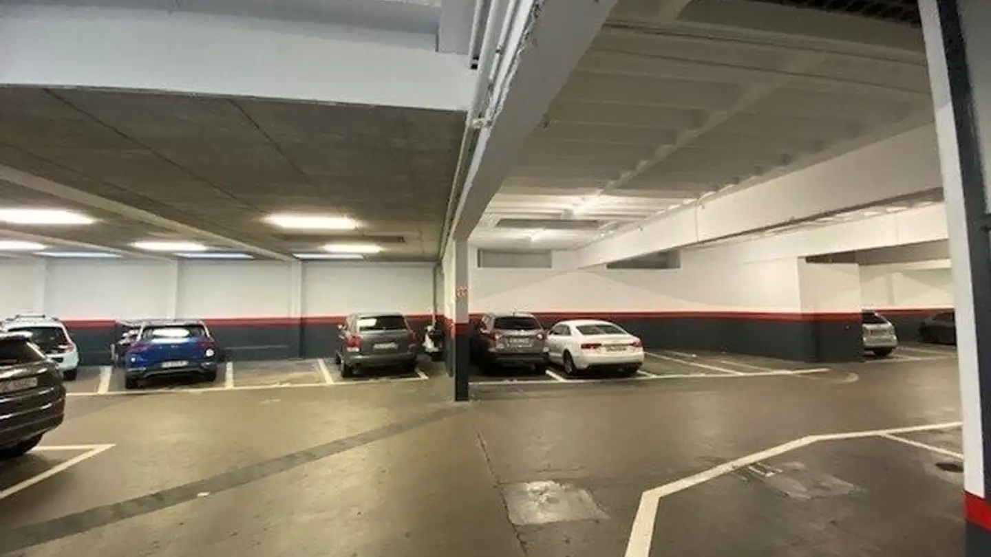 Parcheggio esterno in affitto - Rue Du Pré-Jérôme 19, 1205 Genève - Foto 3
