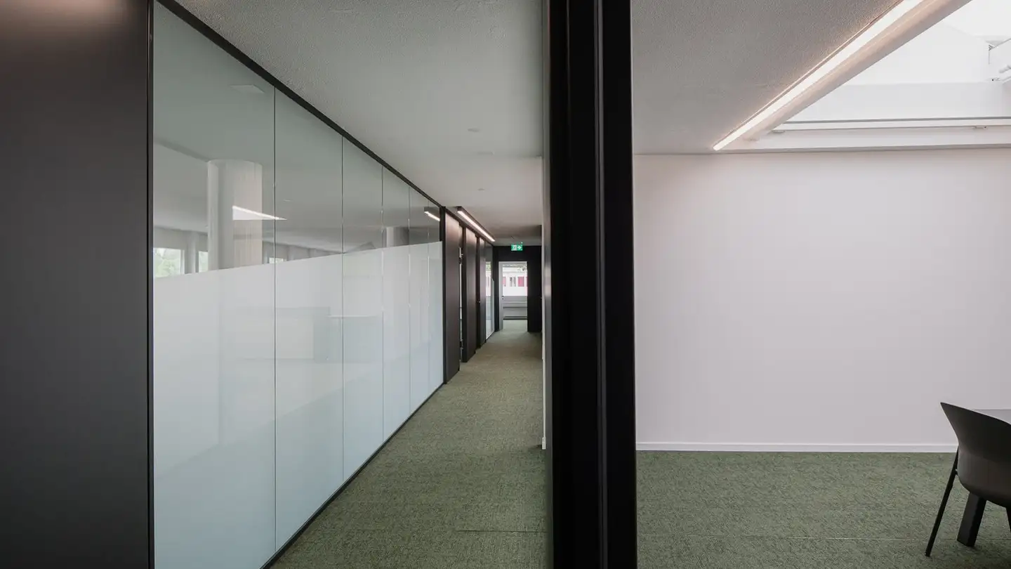 Bürofläche mieten - Gewerbestrasse 12a, 8132 Egg b. Zürich