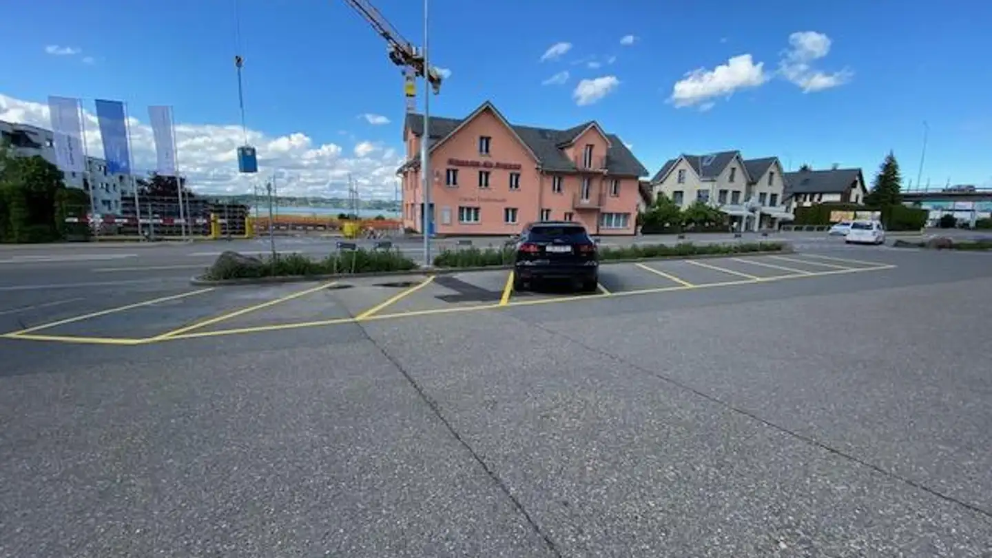 Parkplatz im Freien mieten - Churerstrasse 120, 8808 Pfäffikon SZ
