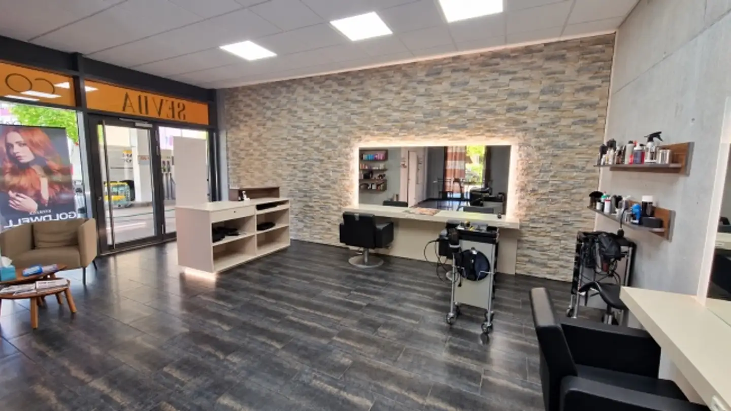 Hairdresser for rent - Landstrasse 166, 5415 Nussbaumen AG