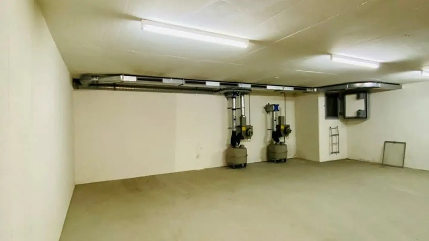 Storage space for rent - Hüttisstrasse 8, 8050 Zürich - Photo 2