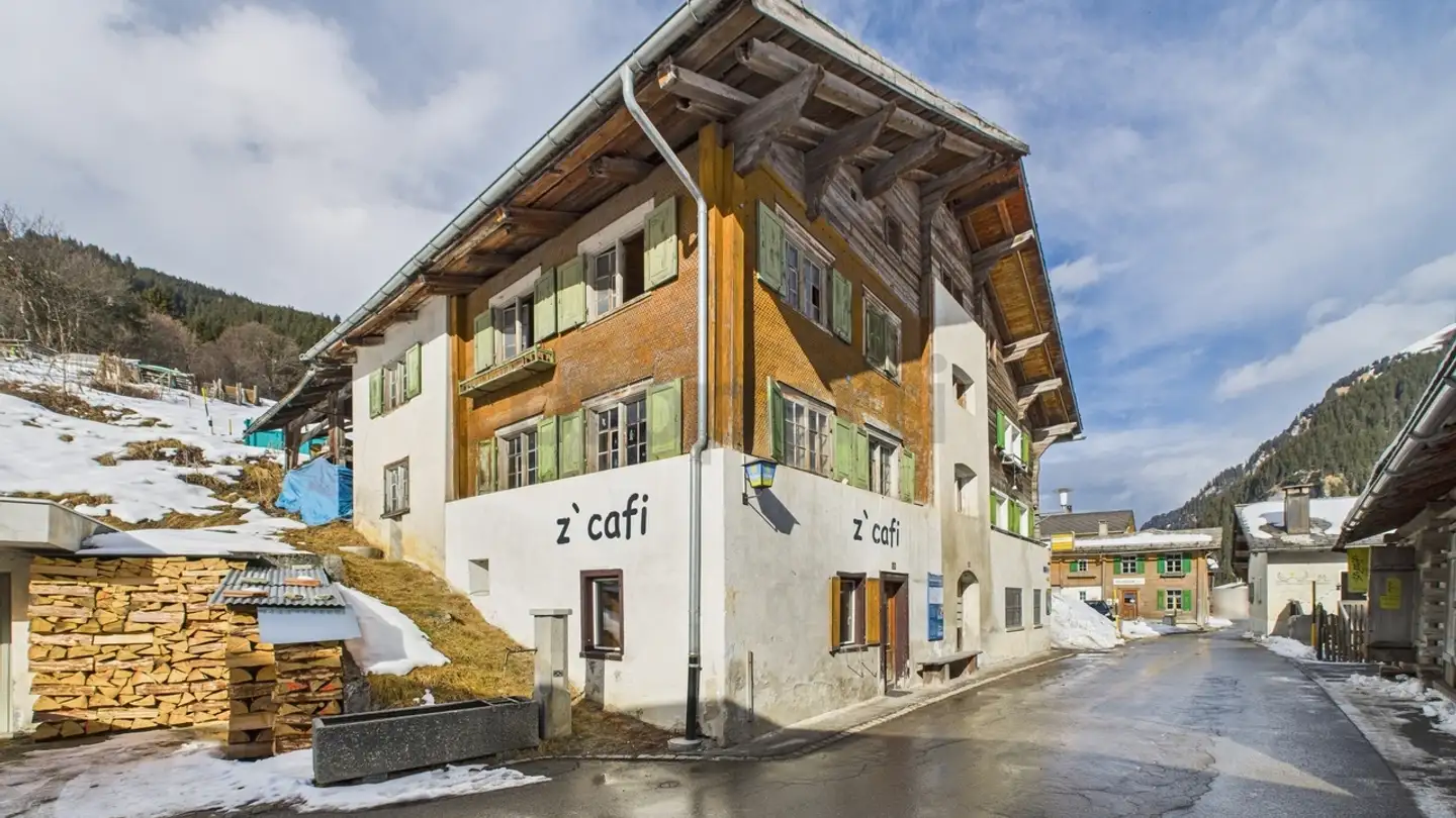 Casa singola in vendita - 7107 Safien Platz