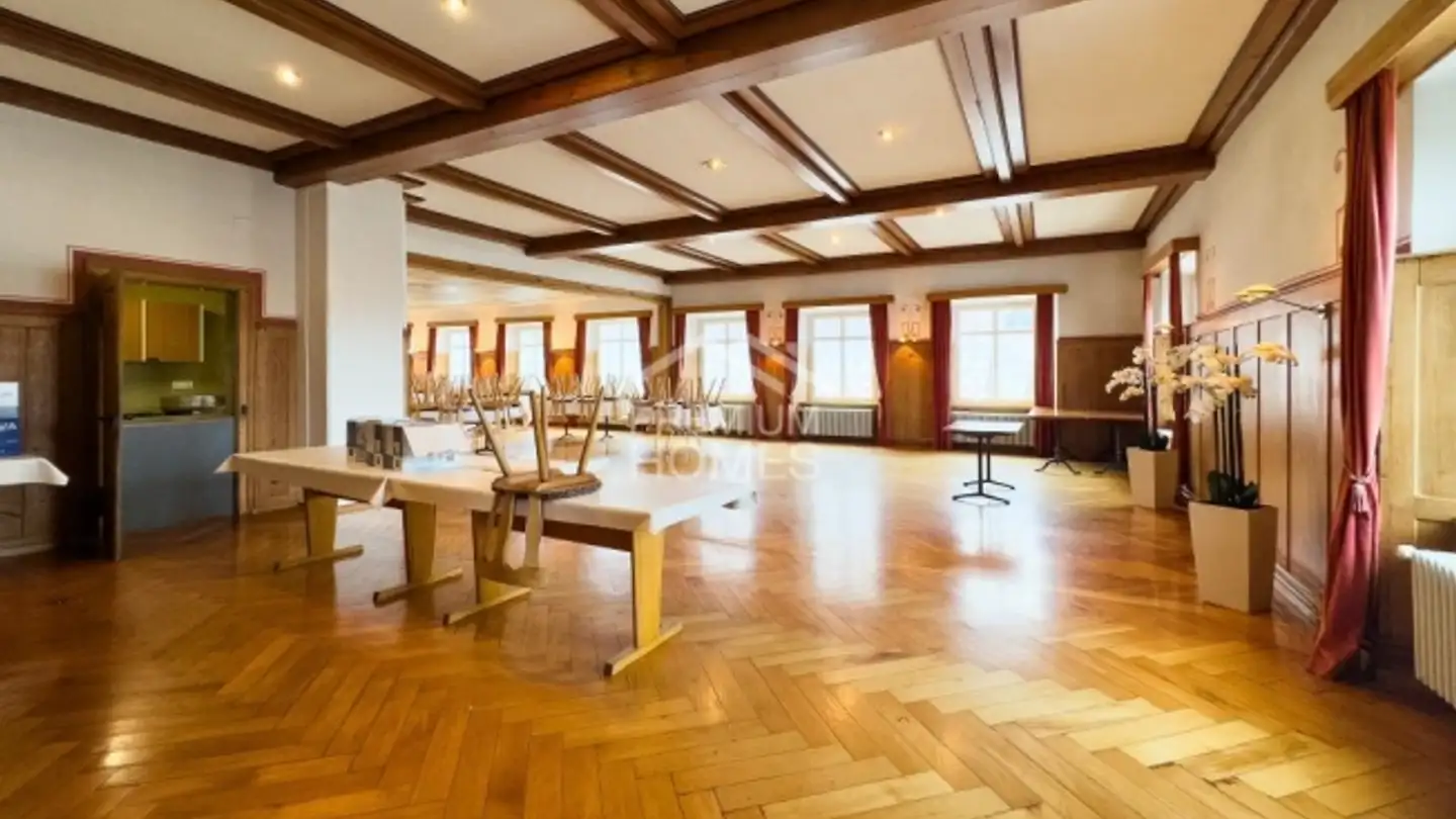 Mixed-use building for sale - 8360 Eschlikon TG - Photo 2