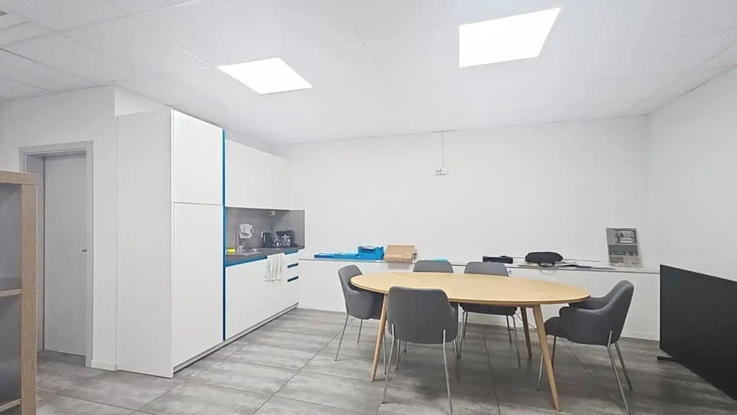 Commerciale in affitto - Route De Lausanne 10, 1400 Yverdon-les-Bains