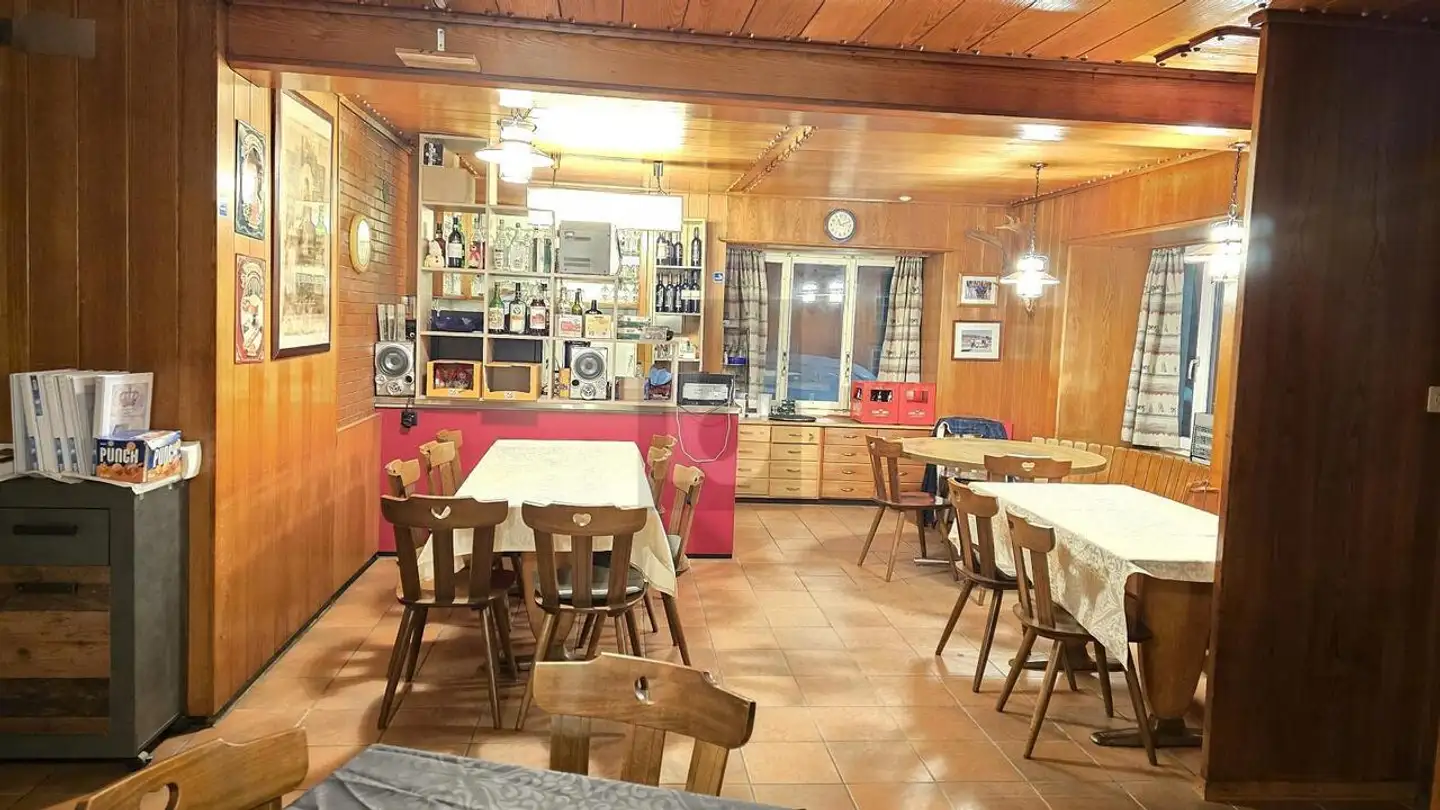 Restaurant à louer - 8772 Nidfurn