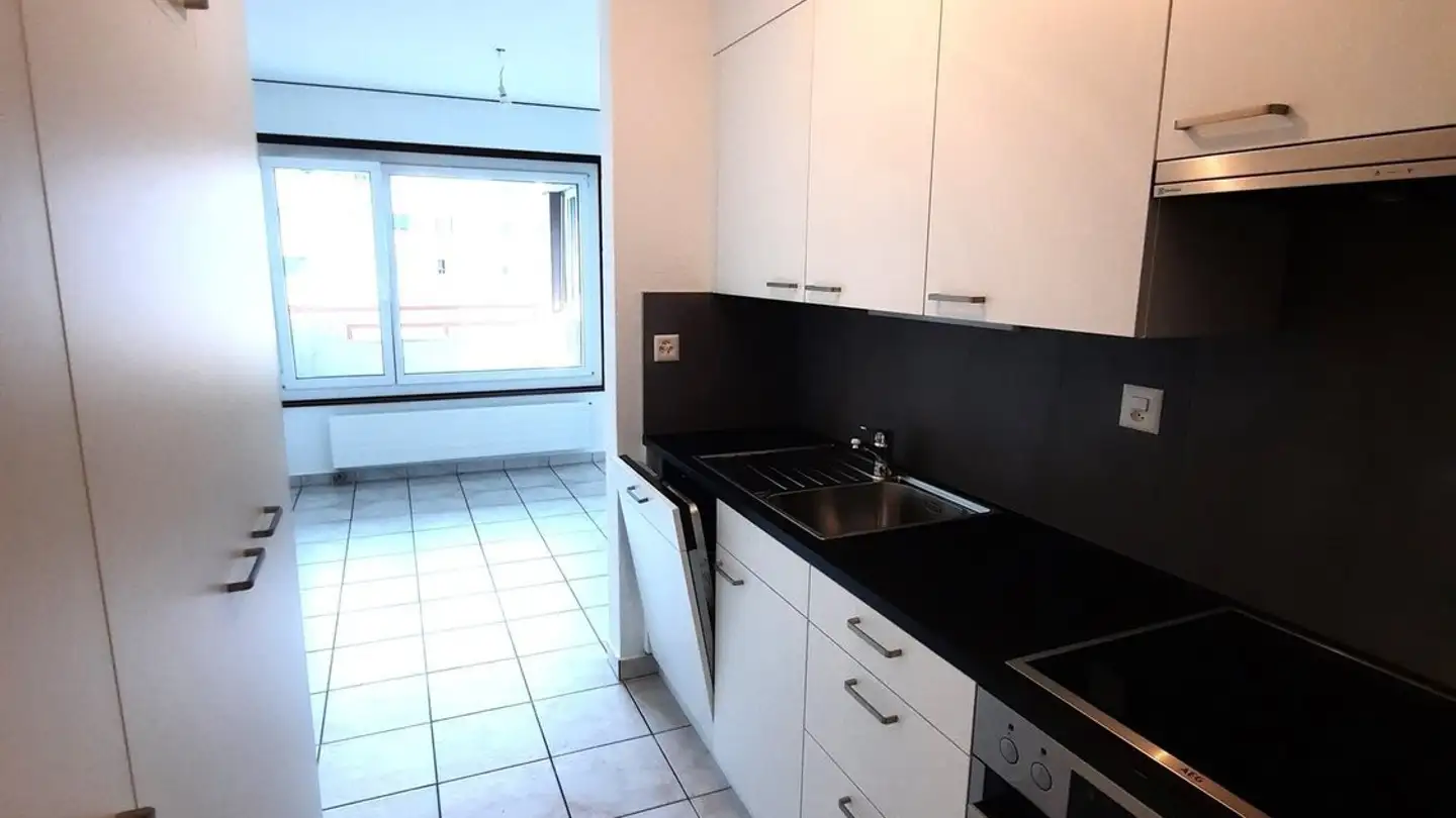 Wohnung mieten - Rue Hermann Geiger 1, 1950 Sion - Foto 4