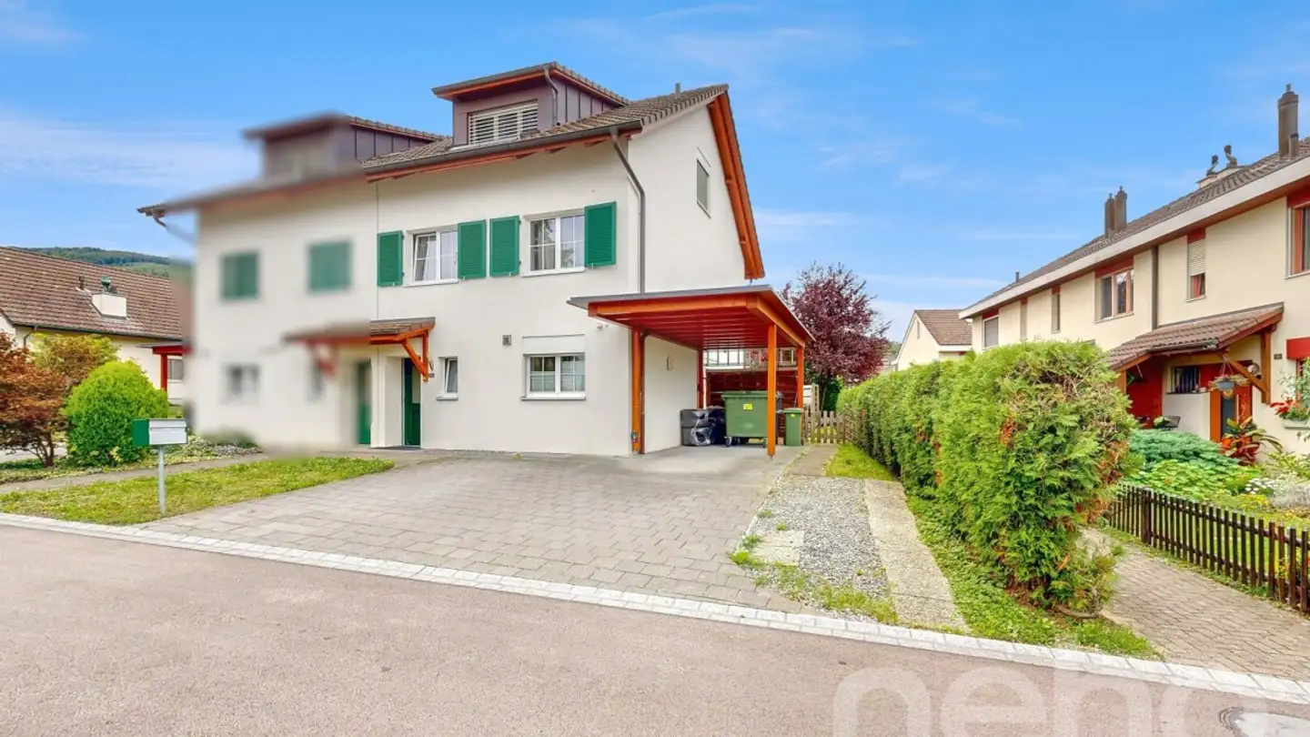 Casa bifamiliare in vendita - 4143 Dornach