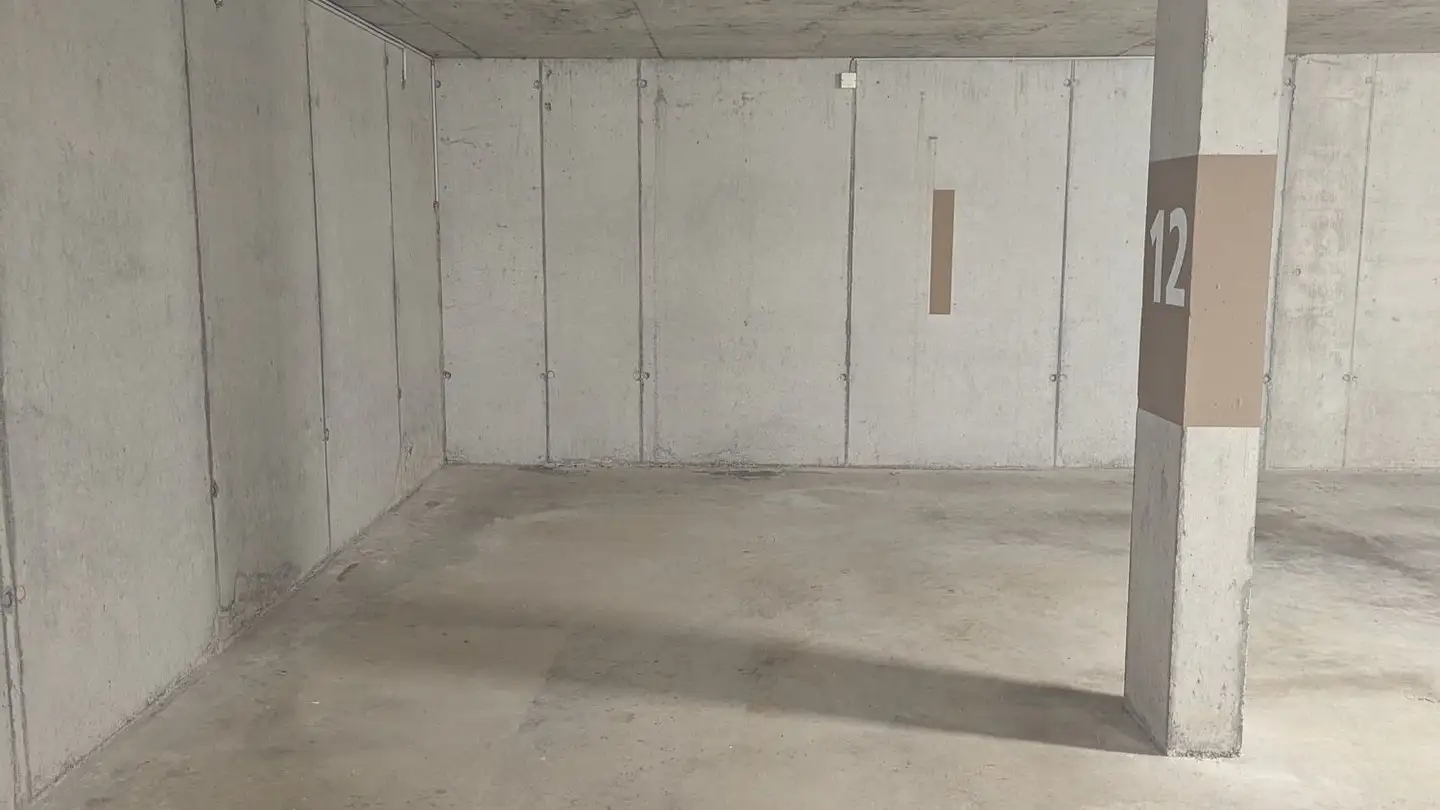 Underground parking space for rent - Chante-Merle / Vogelsang, 2502 Biel/Bienne