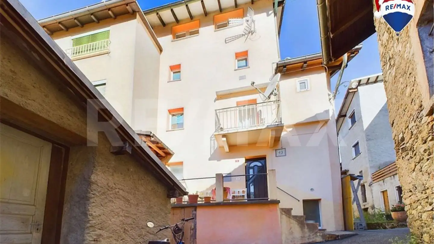 Furnished apartment for sale - 6939 Arosio