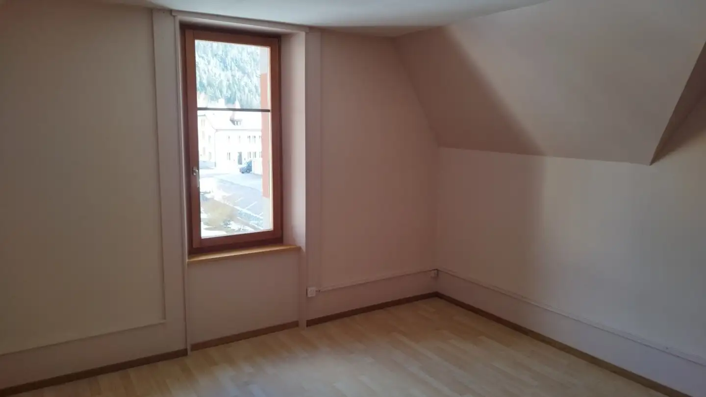 Apartment for rent - Rue Bovet-De-Chine 5, 2114 Fleurier - Photo 3