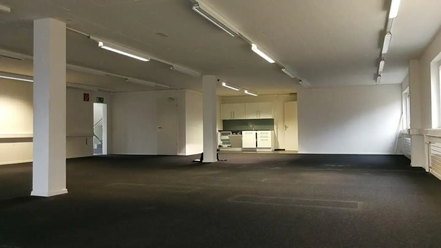 Office space for rent - Industriestrasse 38, 4415 Lausen - Photo 2