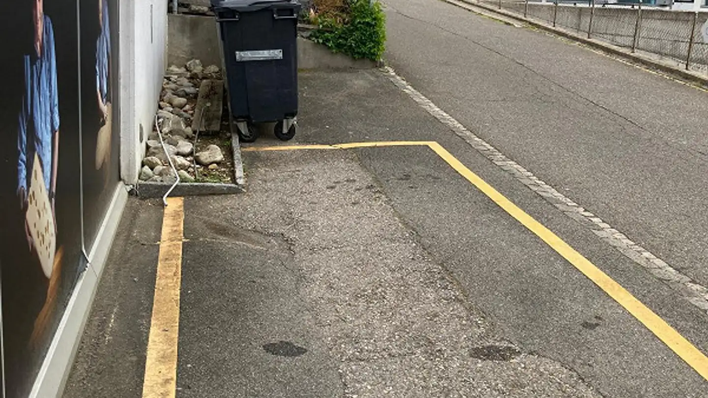 Outdoor parking space for rent - 8910 Affoltern am Albis