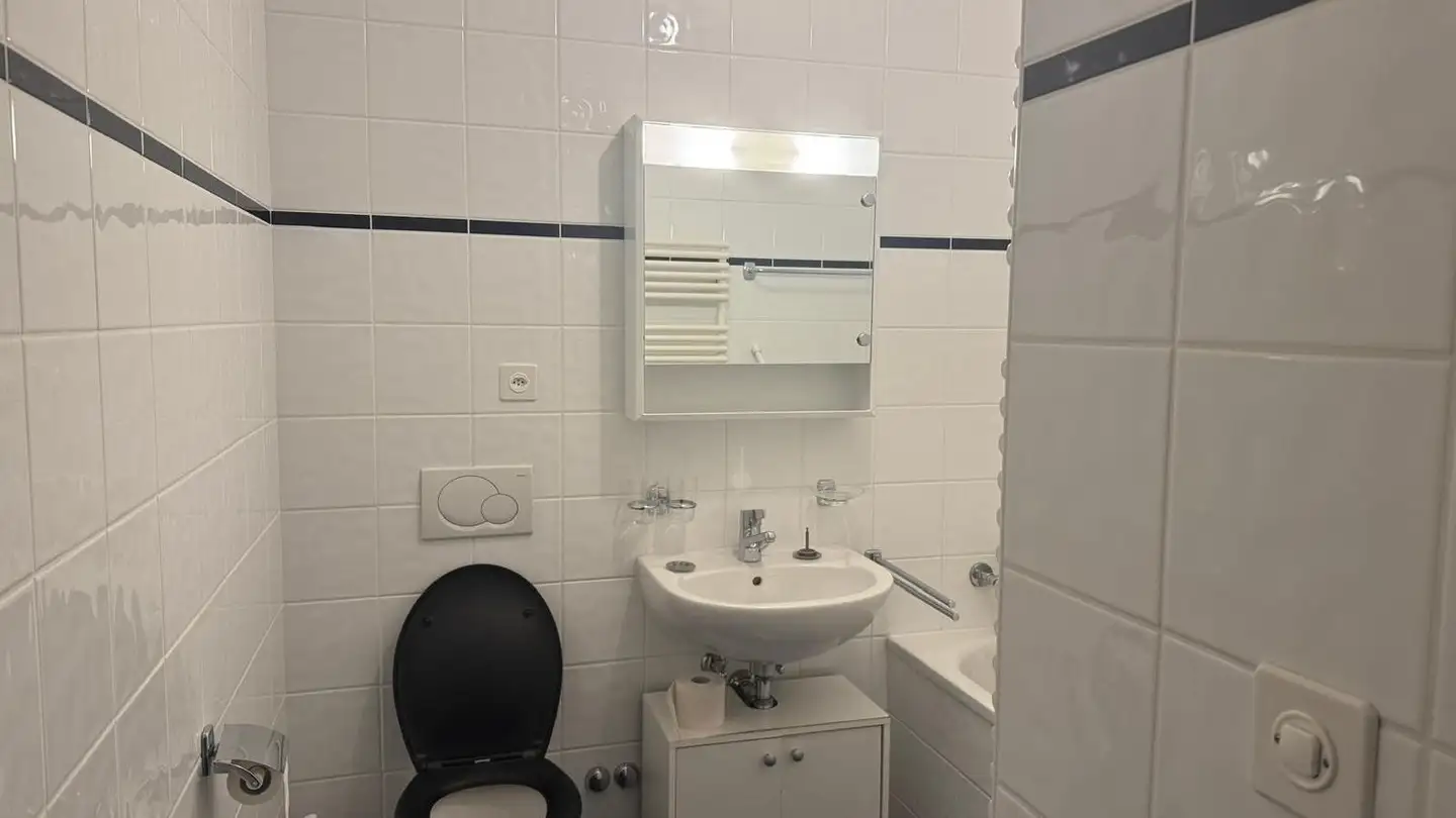 Apartment for rent - Rue De L' Ancien-Port, 1201 Genève - Photo 2