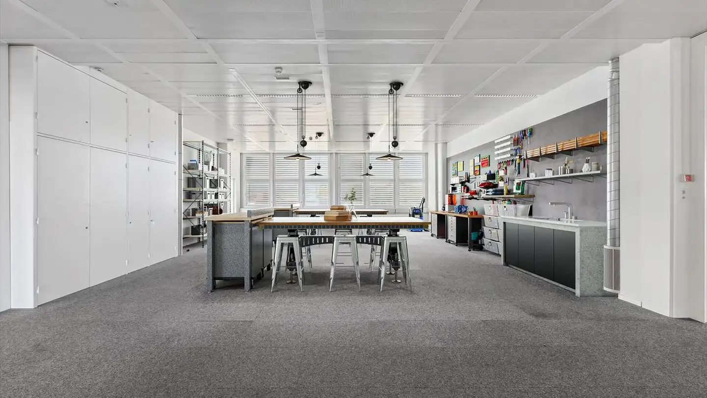Office space for rent - Ostermundigenstrasse 99, 3006 Bern