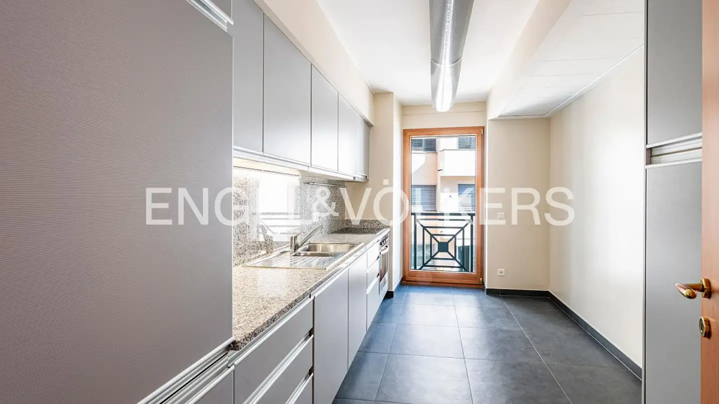 Wohnung mieten - Riva Antonio Caccia 6a, 6900 Lugano - Foto 4