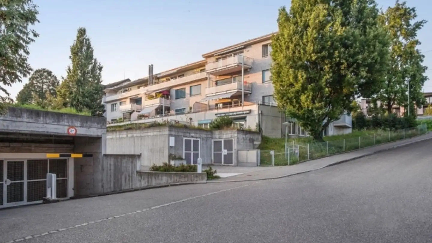 Tiefgaragenstellplatz mieten - Asylstrasse 62, 8708 Männedorf
