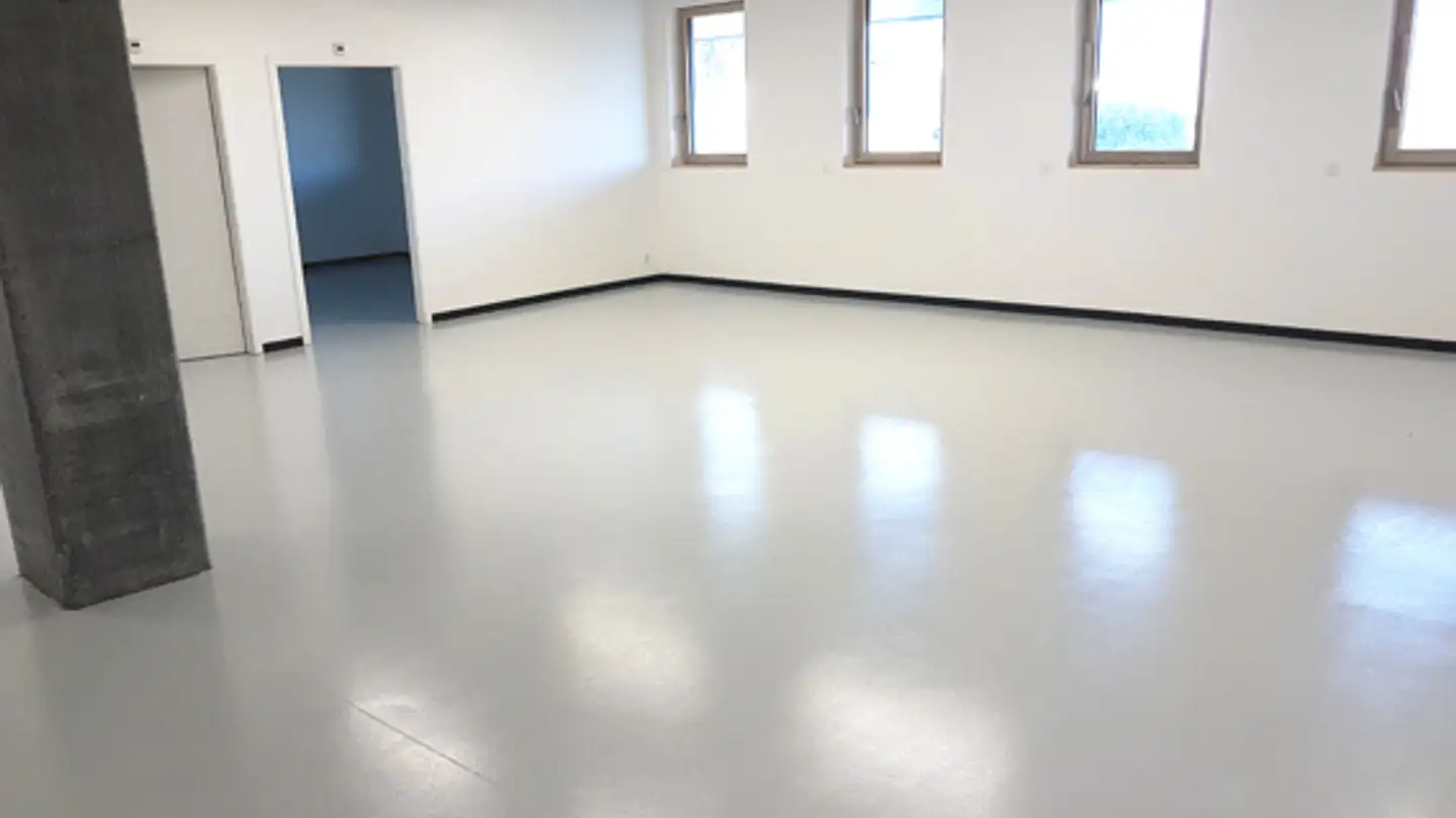 Storage space for rent - 1242 Satigny