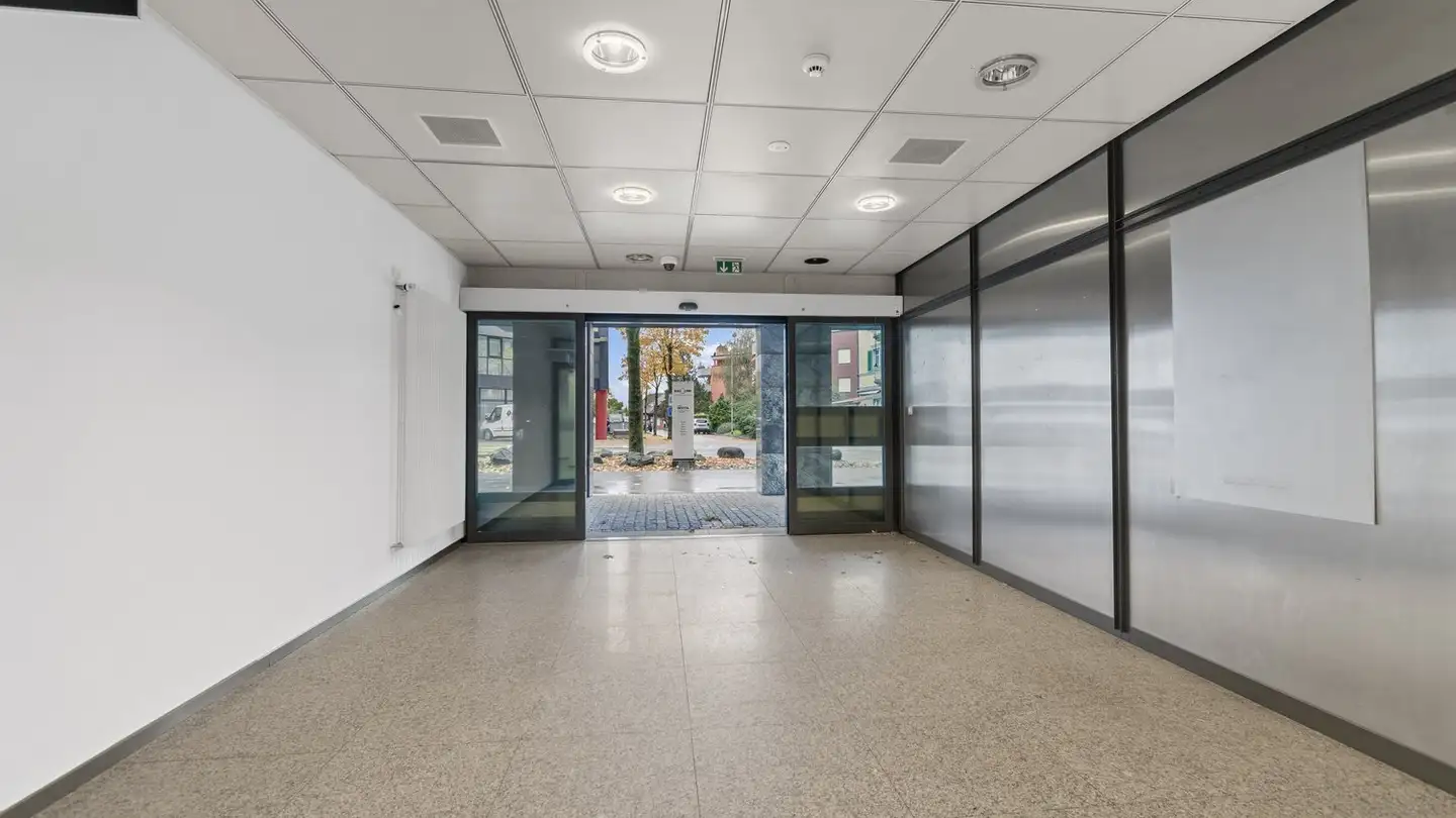 Magasin à louer - Schaffhauserstrasse 104, 8152 Glattbrugg - Photo 3