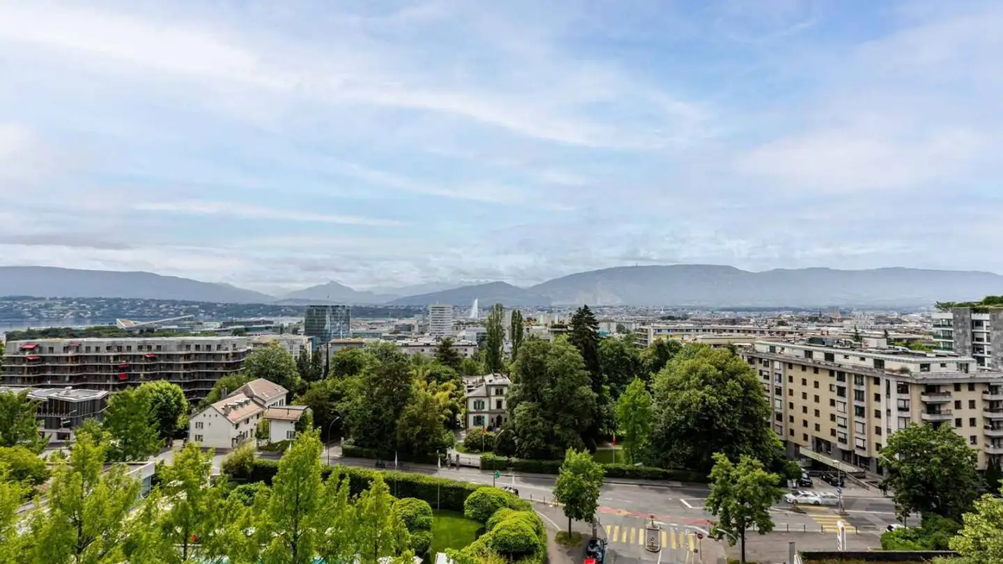 Apartment for rent - 1202 Genève - Photo 2