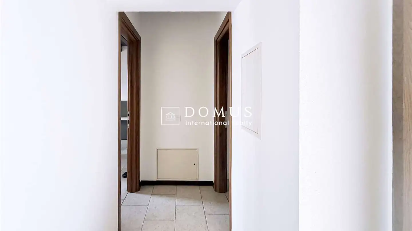 Office space for sale - Via Stand 22, 6830 Chiasso - Photo 2