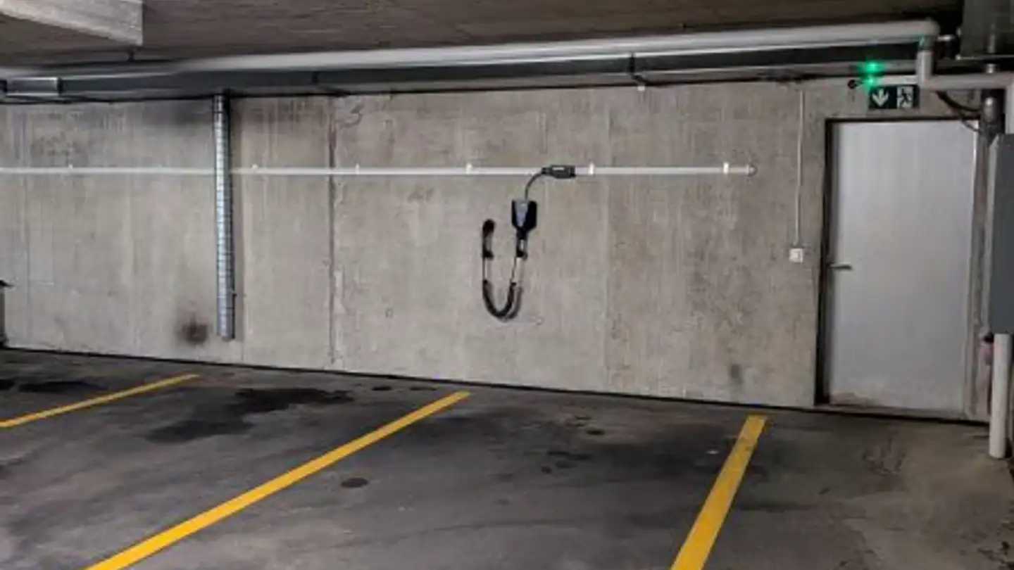 Underground parking space for rent - Sonnhaldenstrasse 1, 4600 Olten