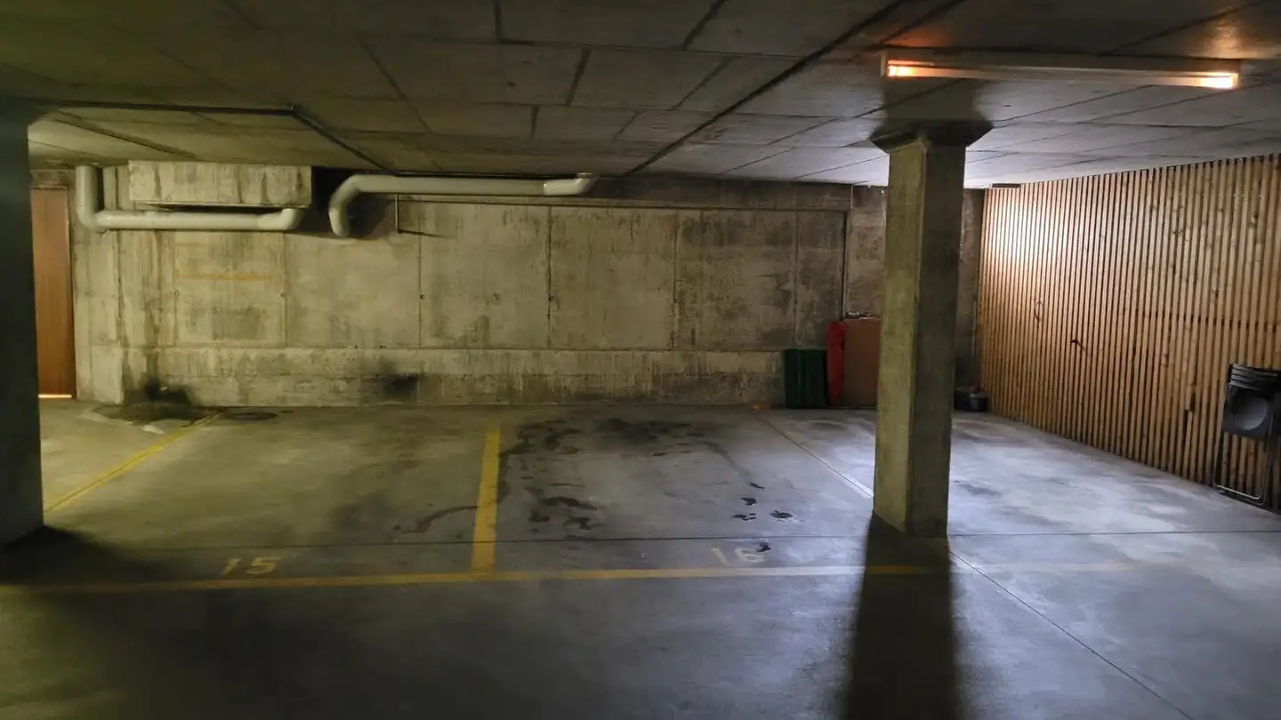 Underground parking space for rent - Bienkenstrasse 5, 4702 Oensingen - Photo 2