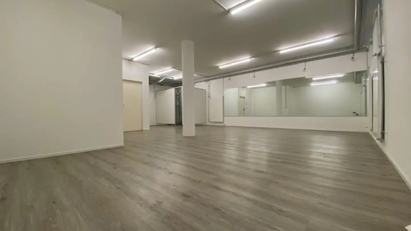 Gewerbe mieten - Untere Bahnhofstrasse 28, 9500 Wil SG - Foto 2