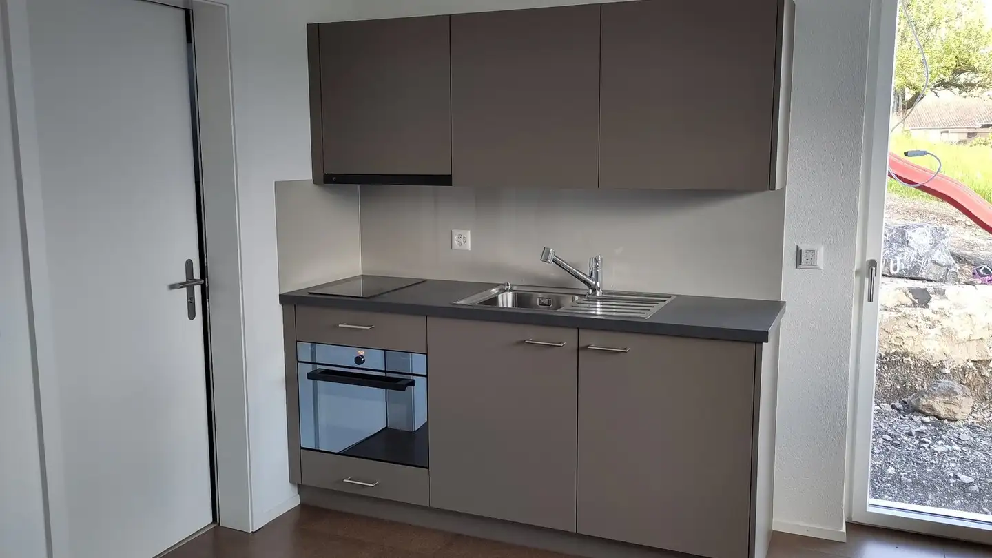 Appartement à louer - Leissigen, 3706 Leissigen