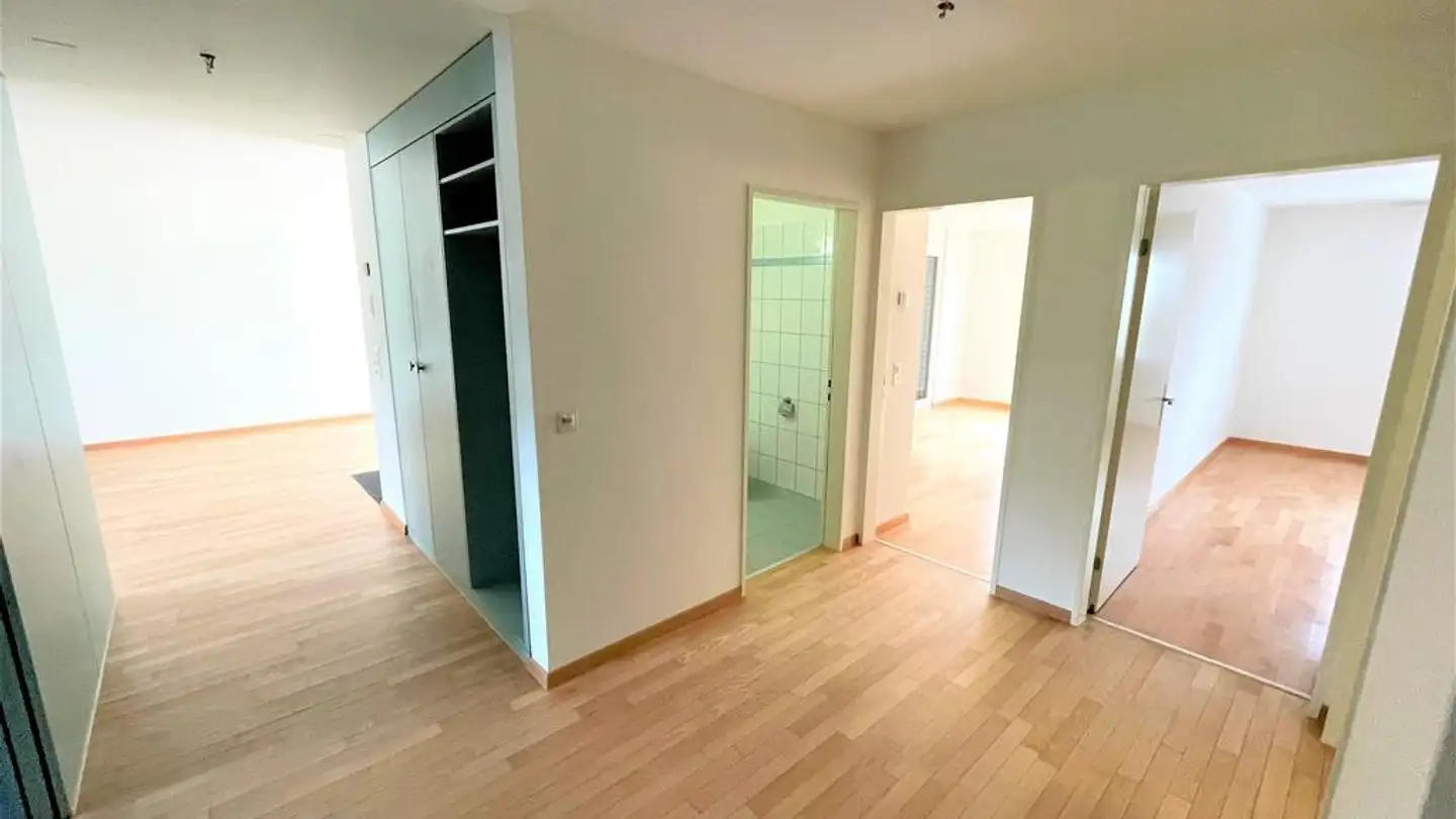 Wohnung mieten - Hasenbergstrasse 20a, 5454 Bellikon - Foto 2