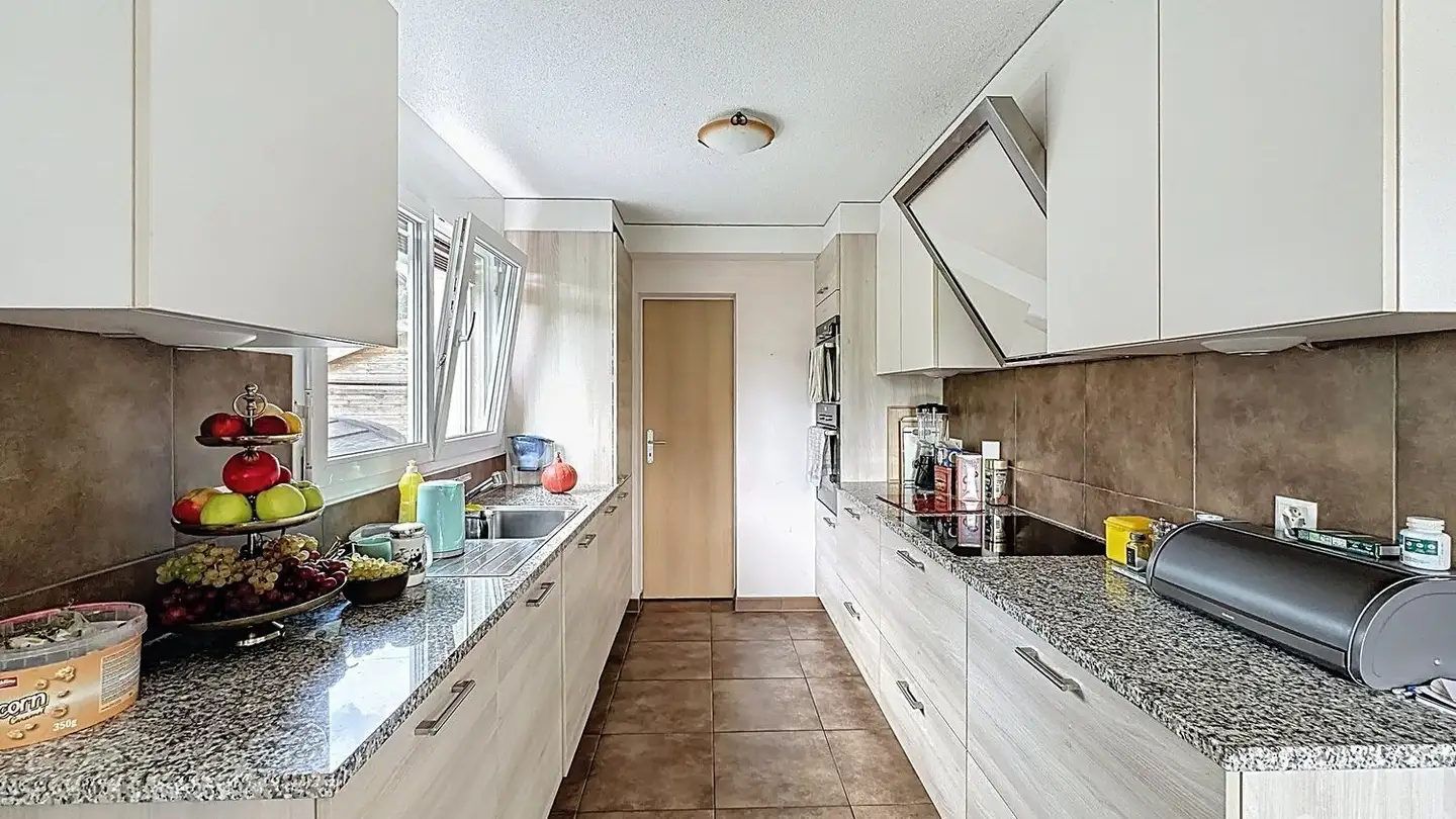 Semi-detached house for sale - 1188 Gimel - Photo 3