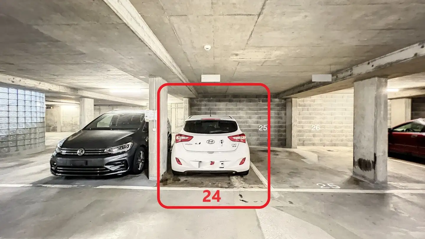 Place de parking couverte à louer - Avenue Beauregard 10, 1700 Fribourg